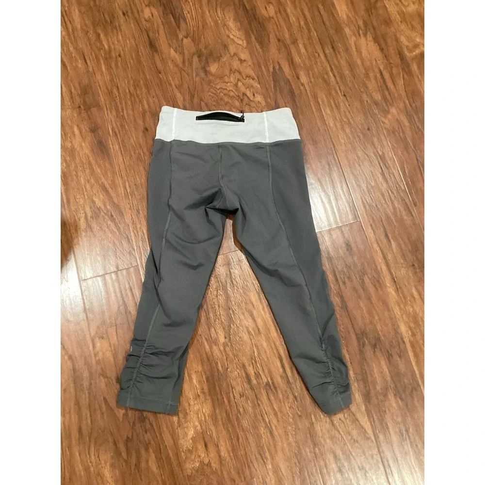 Lululemon Race With Grace Crop Soot Light Wee Stripe Sz 4 Athletic Leggings